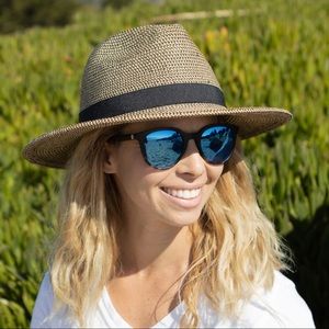 NWT Sunday Afternoons Havana Hat